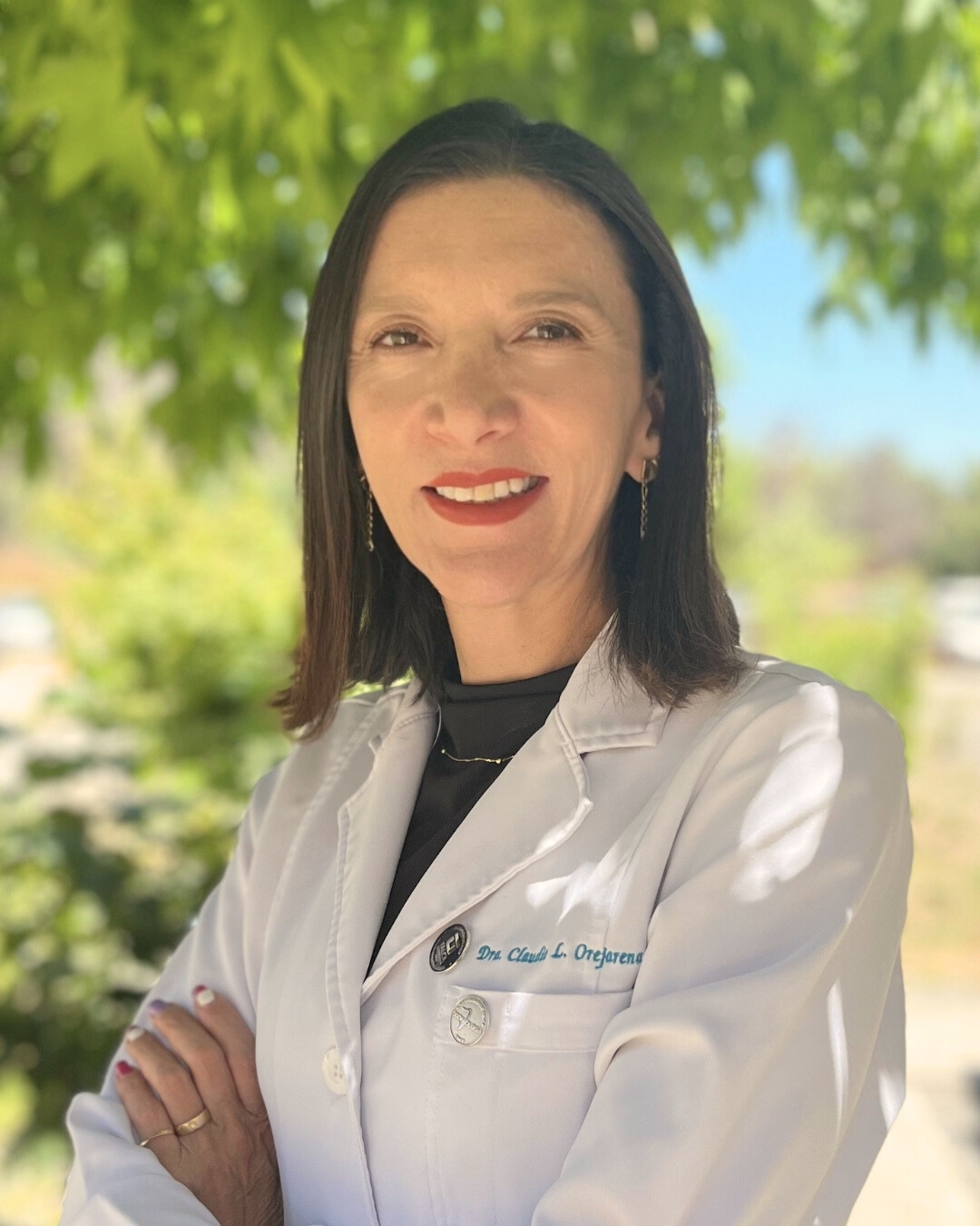 DRA. CLAUDIA OREJARENA CUARTAS  DIRECTORA ESCUELA DE ODONTOLOGÍA