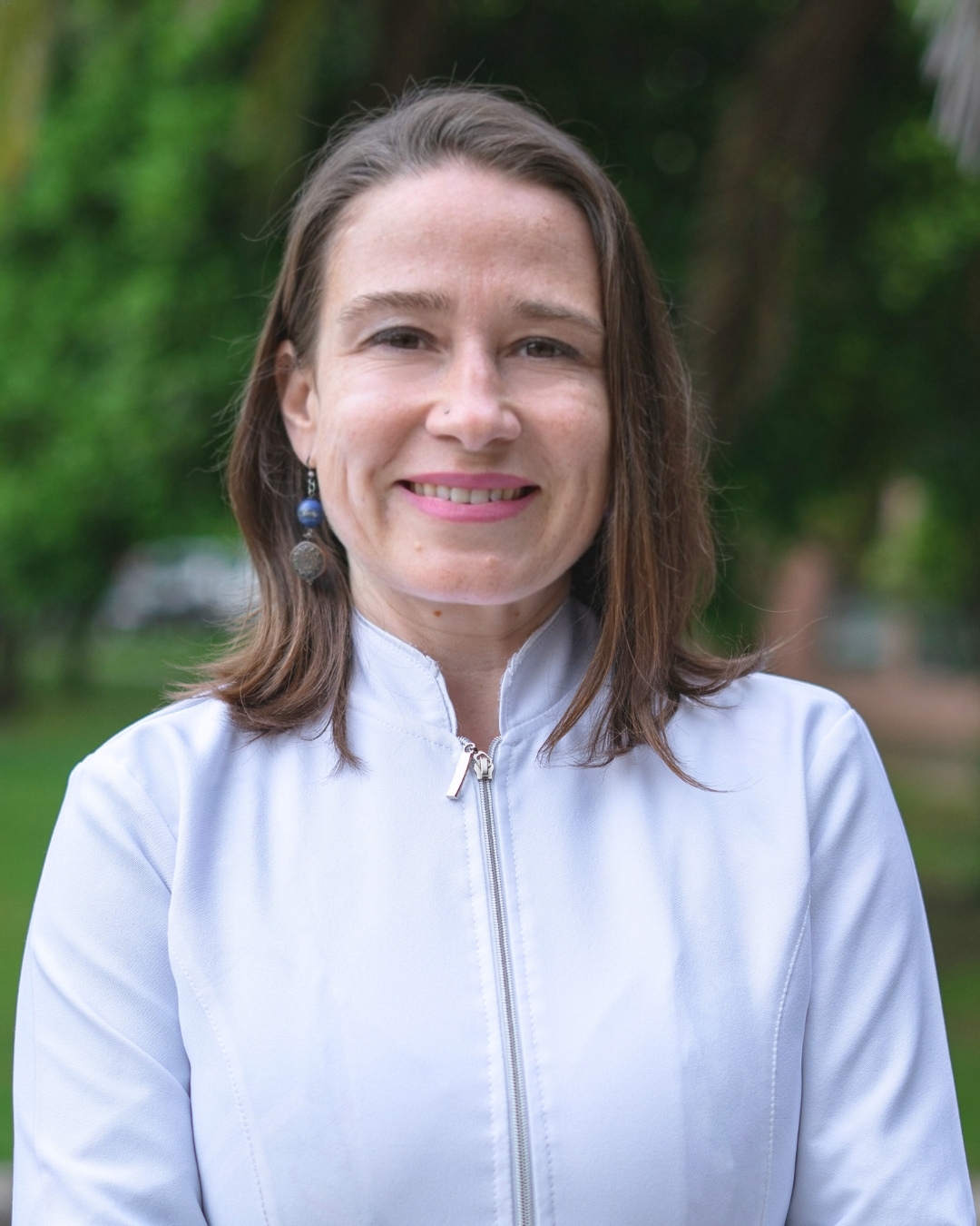 DRA. KARLA GAMBETTA TESSINI  COORDINADORA DE VINCULACIÓN CON EL MEDIO